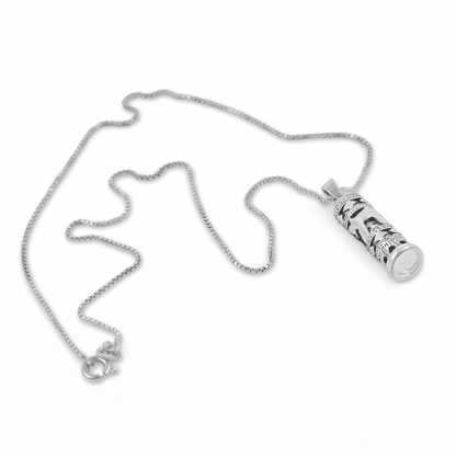 'Mezuzah' Necklace - Judaica - Meshugge